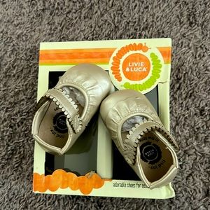 Livie & Luca classic smooth leather 0-6 months shoe